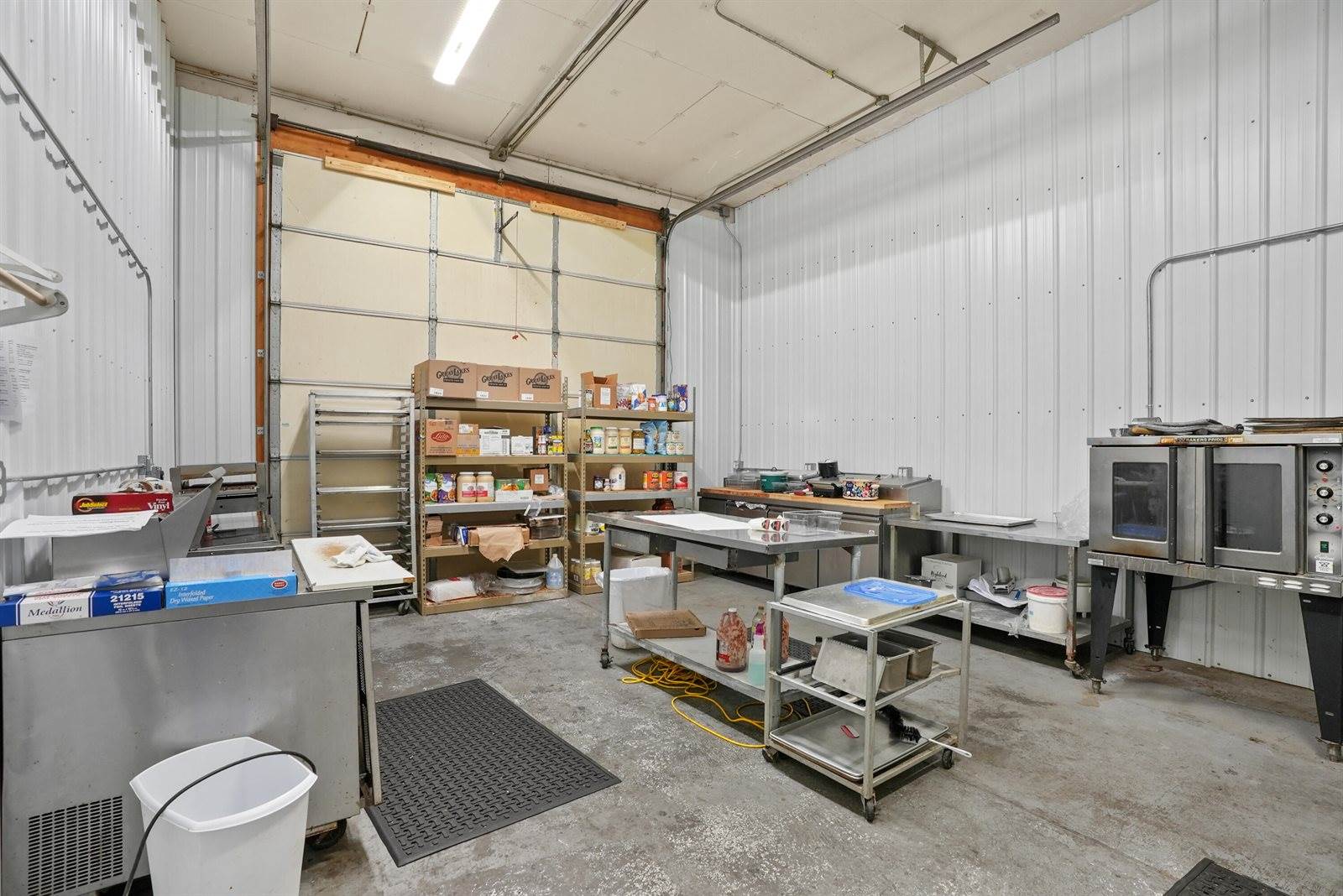 2121 West Houghton Lake Drive, Prudenville, MI 48651