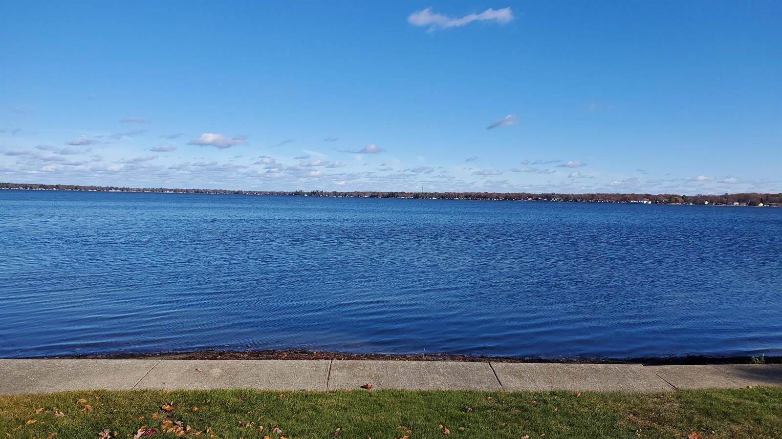 307 Oakwood Avenue, Prudenville, MI 48651