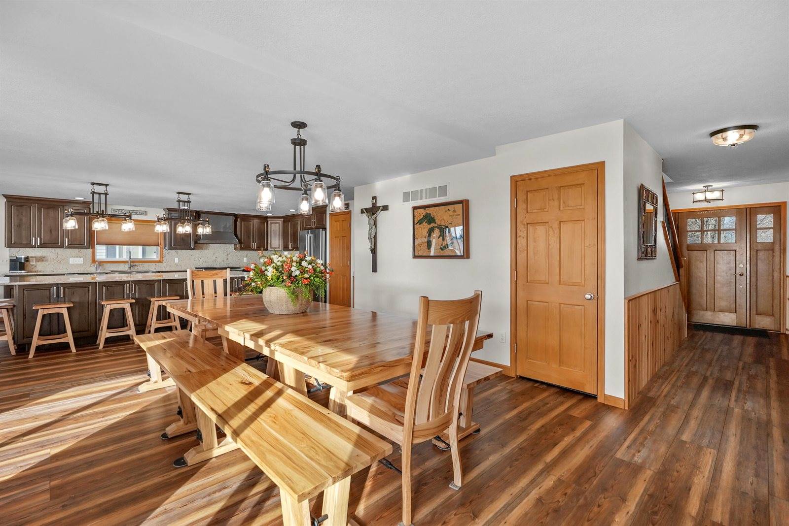 1245 Long Point Drive, Houghton Lake, MI 48629