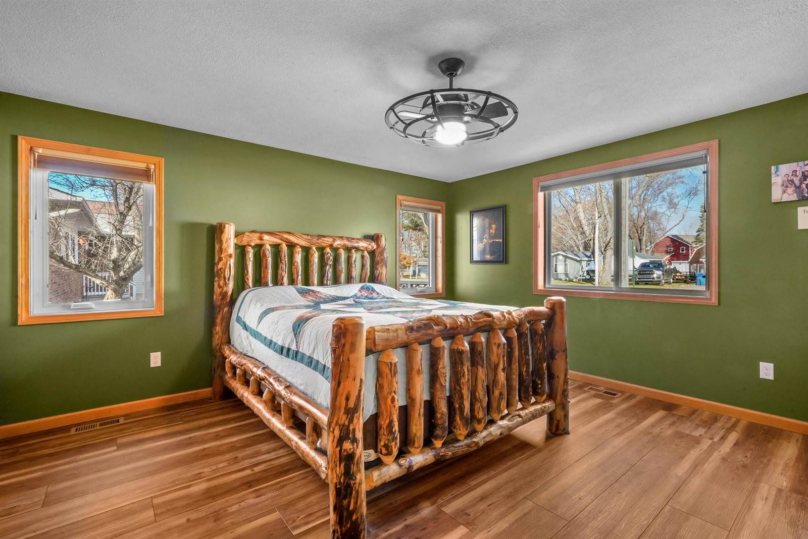 1245 Long Point Drive, Houghton Lake, MI 48629