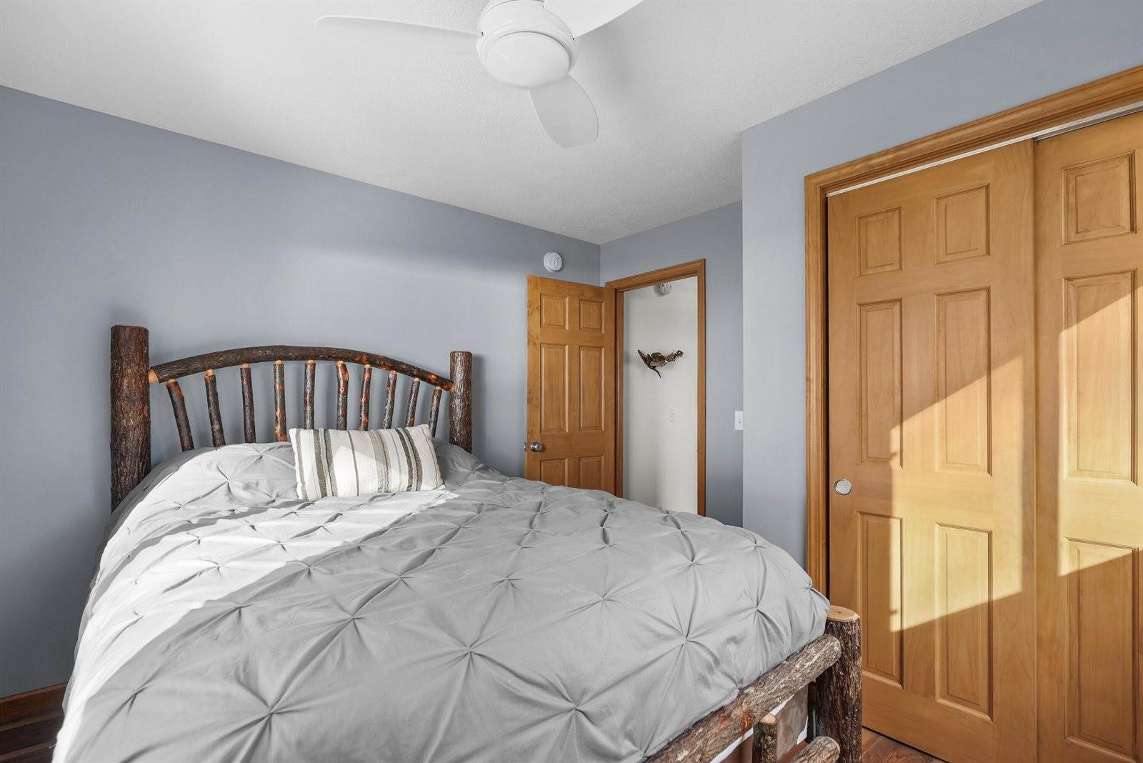 1245 Long Point Drive, Houghton Lake, MI 48629