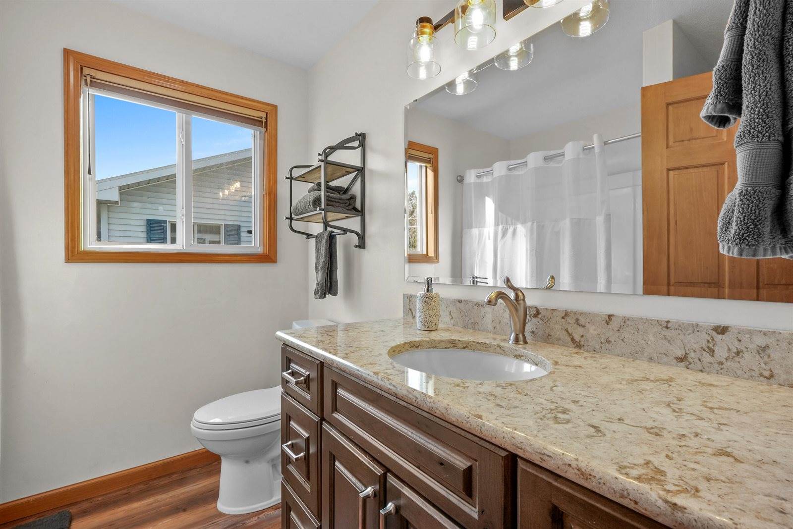 1245 Long Point Drive, Houghton Lake, MI 48629