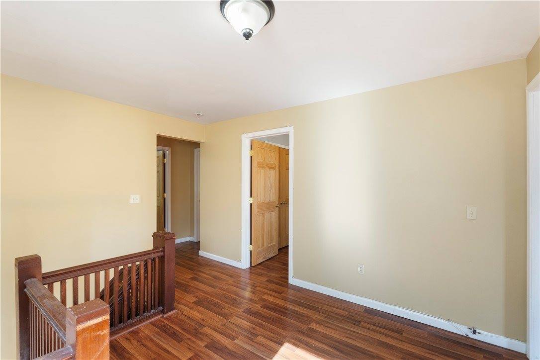 27 Butternut Street, Lyons, NY 14489