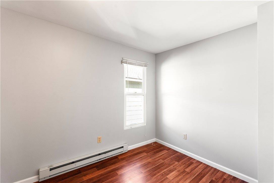 27 Butternut Street, Lyons, NY 14489