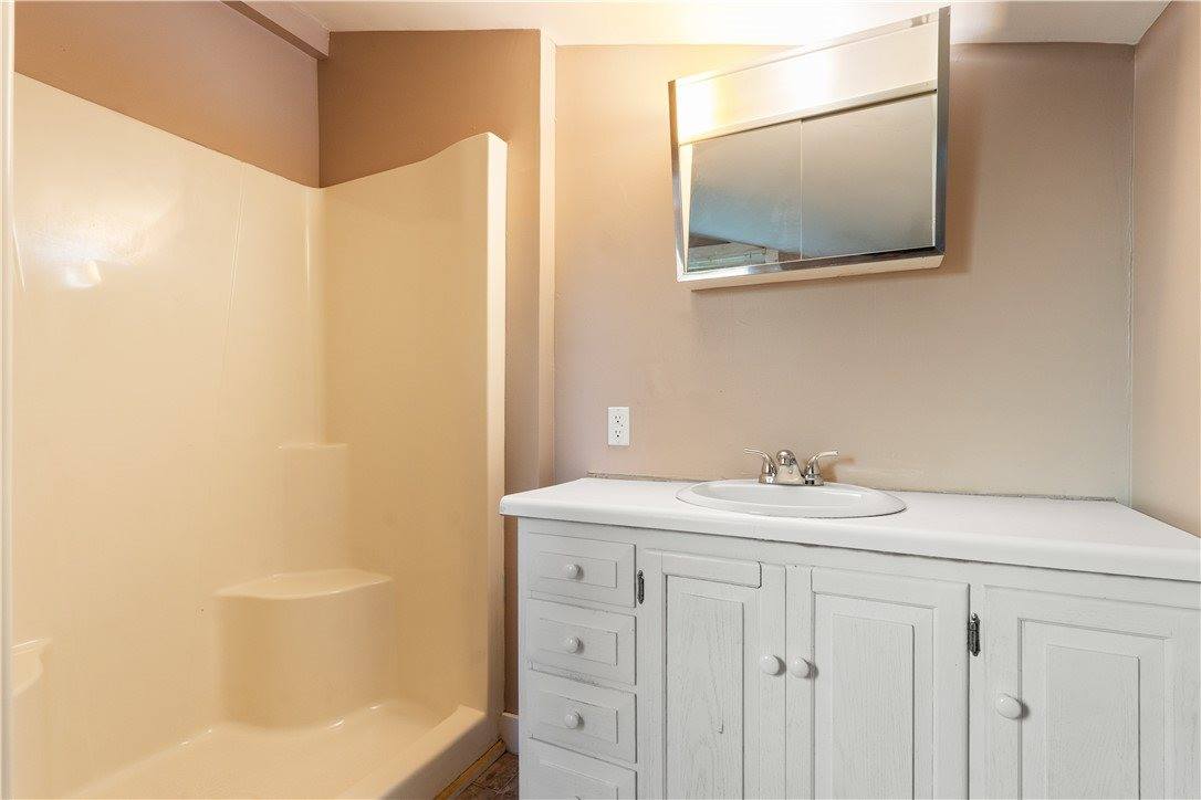 27 Butternut Street, Lyons, NY 14489