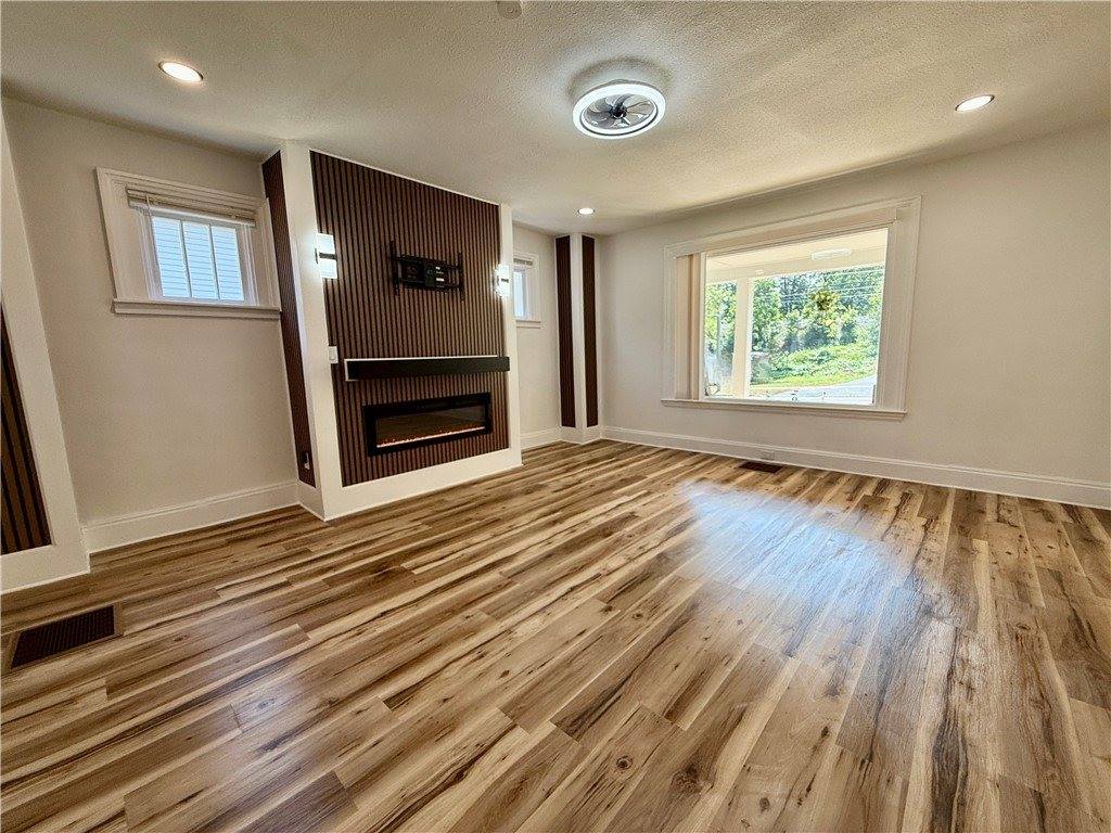 18 Main Street, Phelps, NY 14532