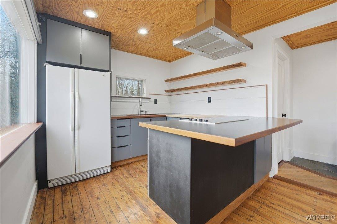 64 Summerset Drive, Java, NY 14009