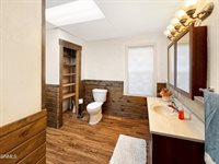 306 Broadway West, Williston, ND 58801