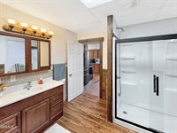 306 Broadway West, Williston, ND 58801