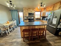 1533 53rd Street West, Williston, ND 58801