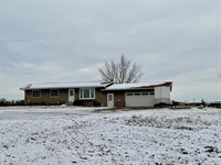 1533 53rd Street West, Williston, ND 58801
