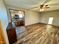 1533 53rd Street West, Williston, ND 58801