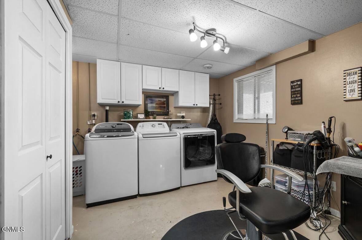 5045 132nd Trail NW, Williston, ND 58801