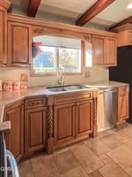 102 9th Avenue SE, Crosby, ND 58730