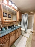 102 9th Avenue SE, Crosby, ND 58730