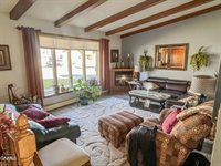 102 9th Avenue SE, Crosby, ND 58730