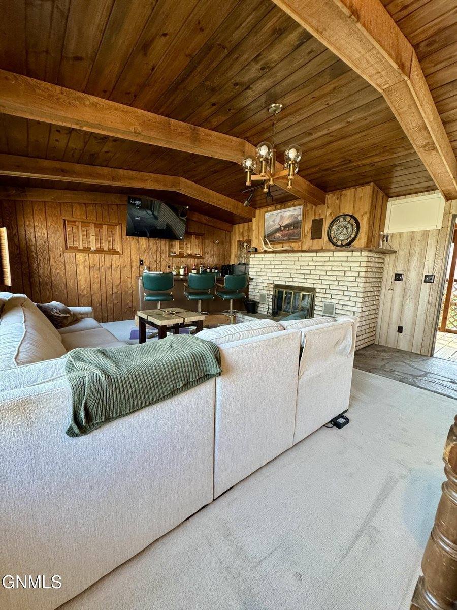 12 1st Street East, Culbertson, MT 59218