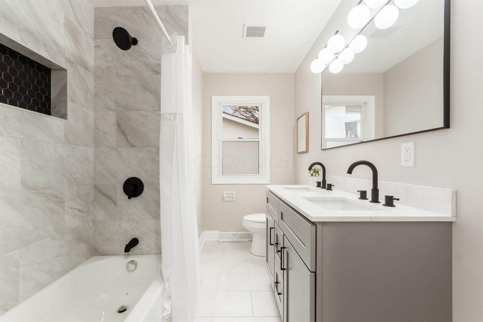 1120 Morning Street, Worthington, OH 43085