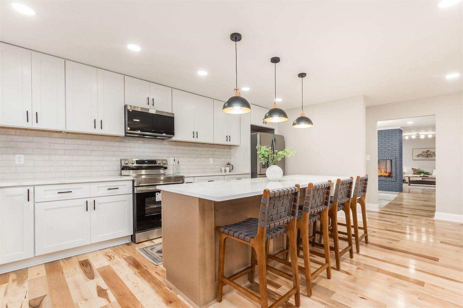 1120 Morning Street, Worthington, OH 43085