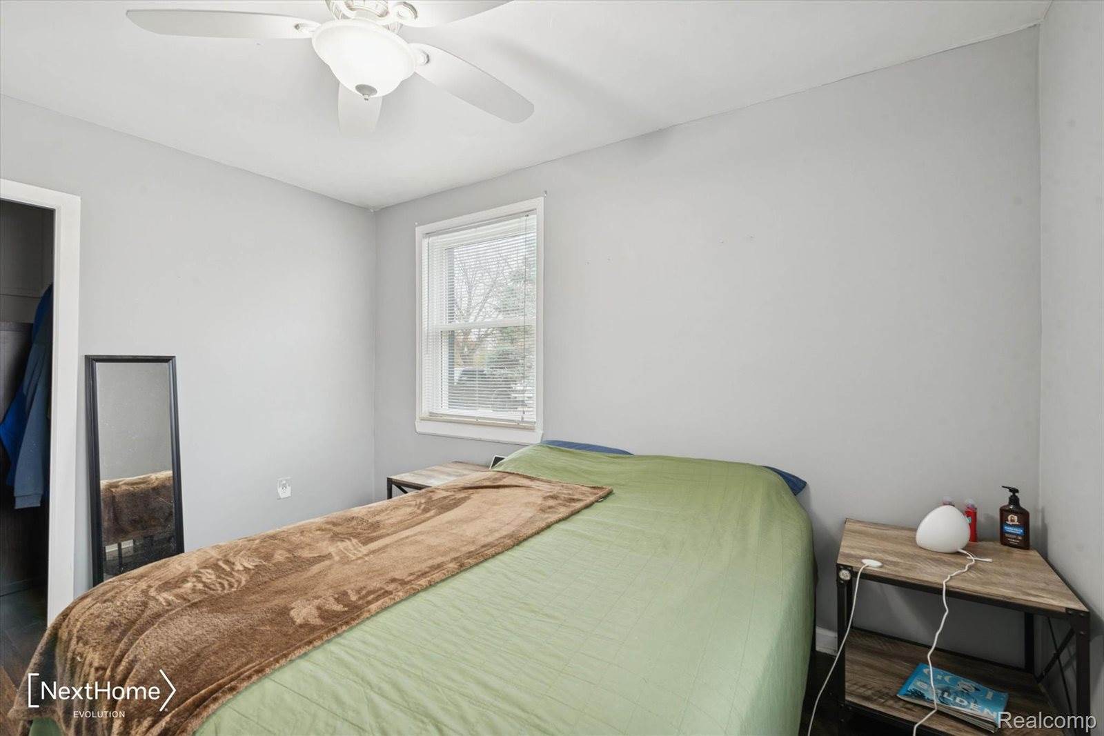 15911 Allen Road, SouthgateCity_Wayne, MI 48195