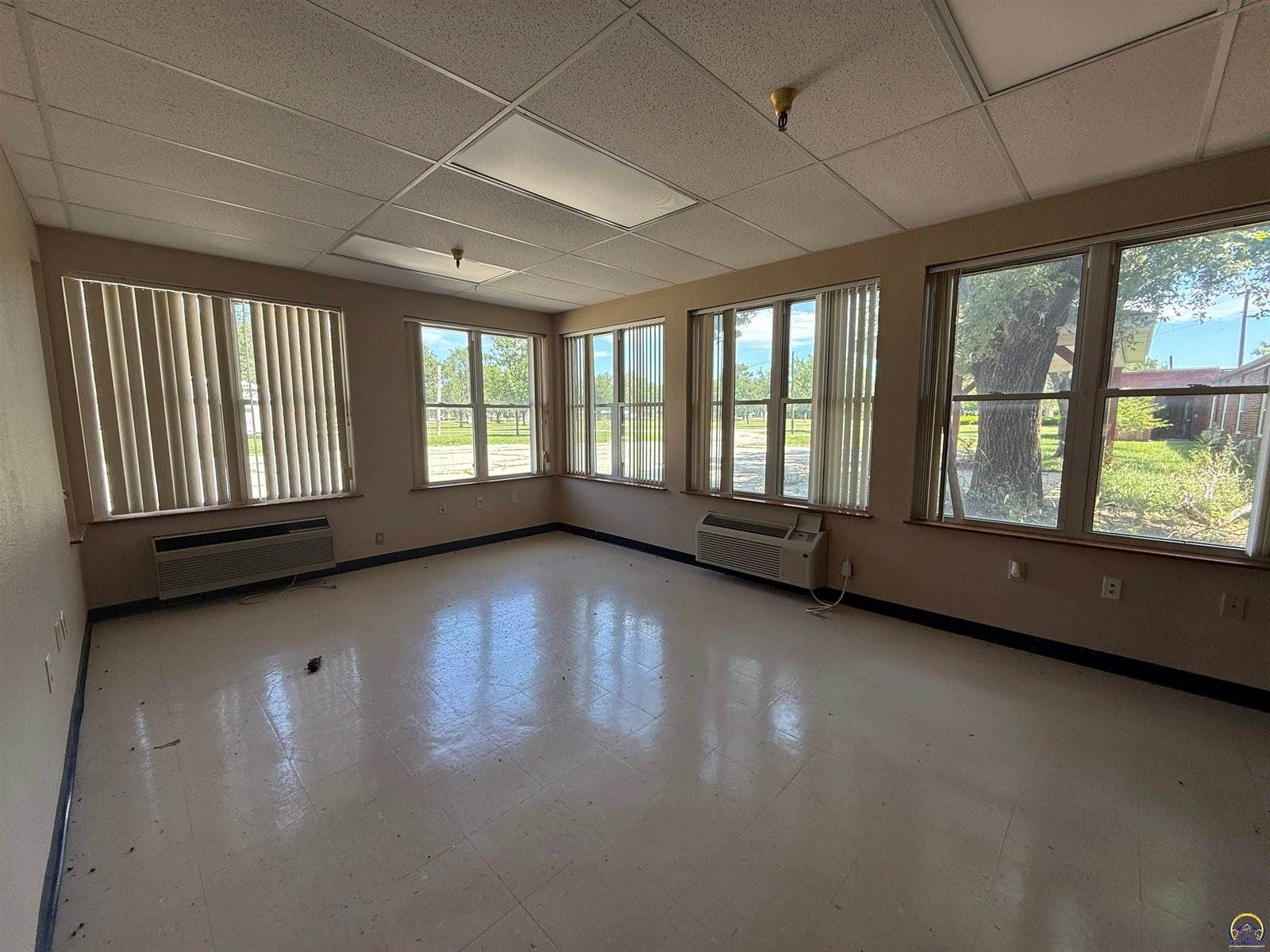 128 South Pearson Ave., Waverly, KS 66871