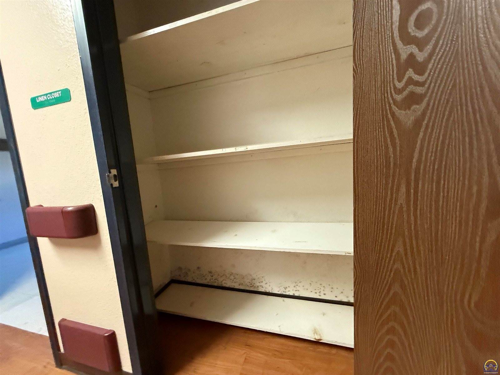 128 South Pearson Ave., Waverly, KS 66871