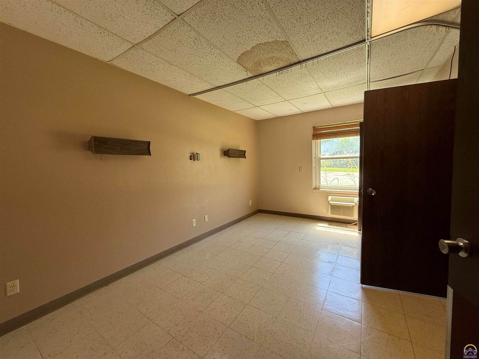 128 South Pearson Ave., Waverly, KS 66871