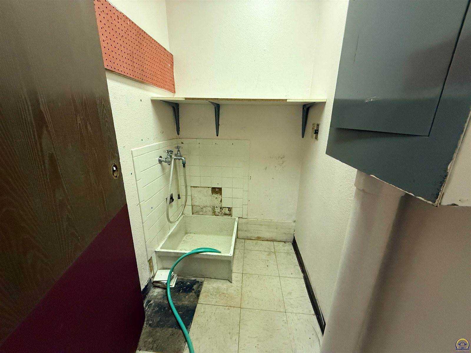 128 South Pearson Ave., Waverly, KS 66871