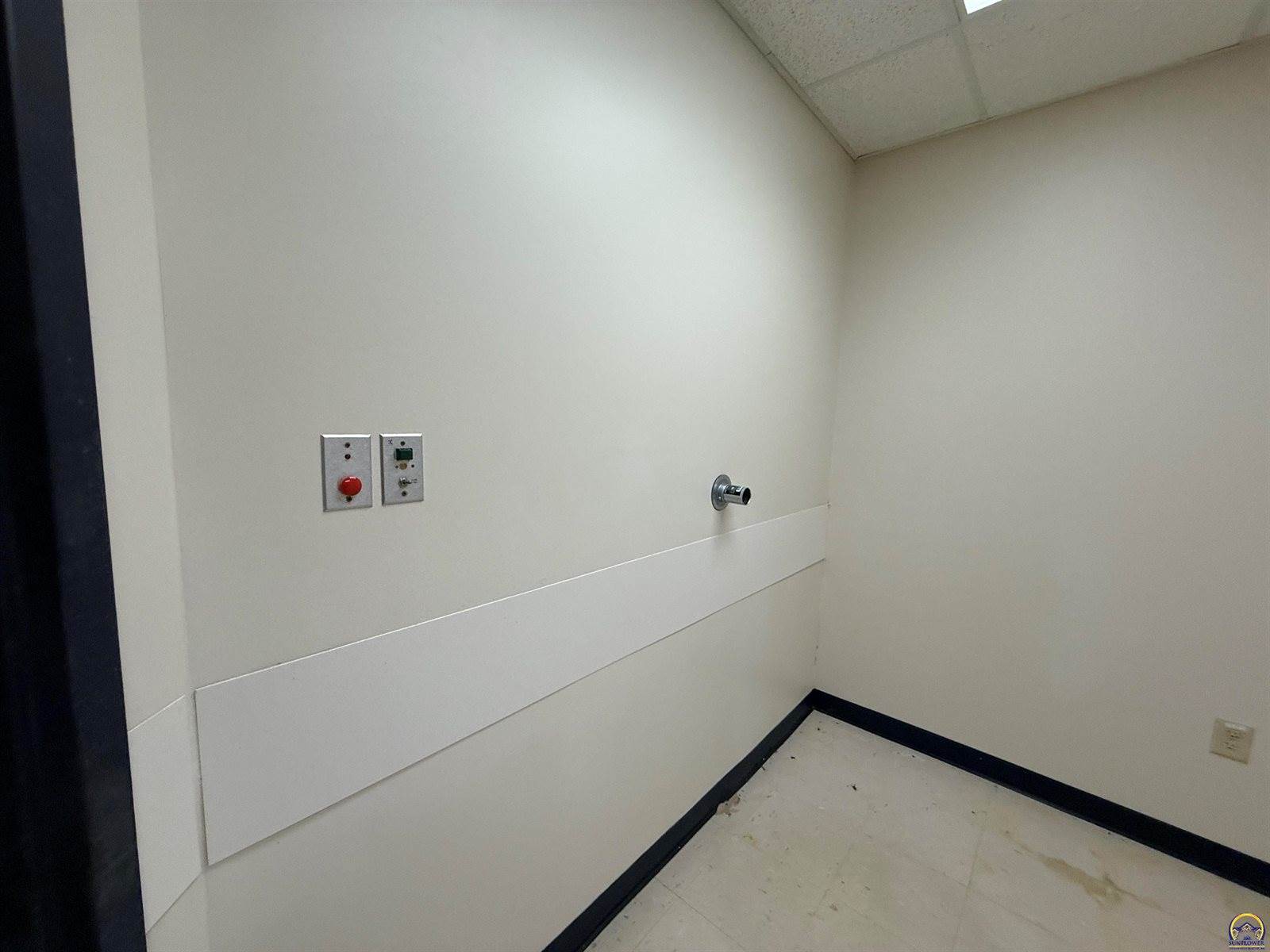 128 South Pearson Ave., Waverly, KS 66871