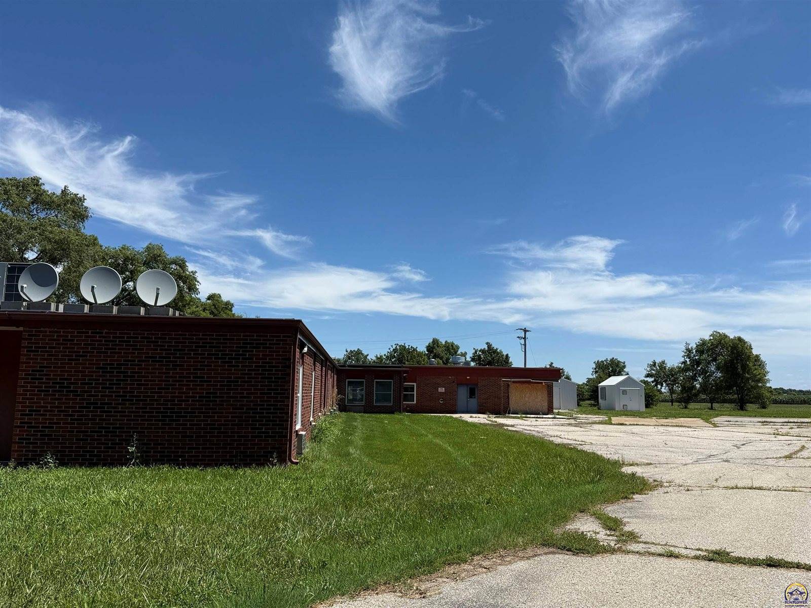 128 South Pearson Ave., Waverly, KS 66871