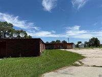128 South Pearson Ave., Waverly, KS 66871