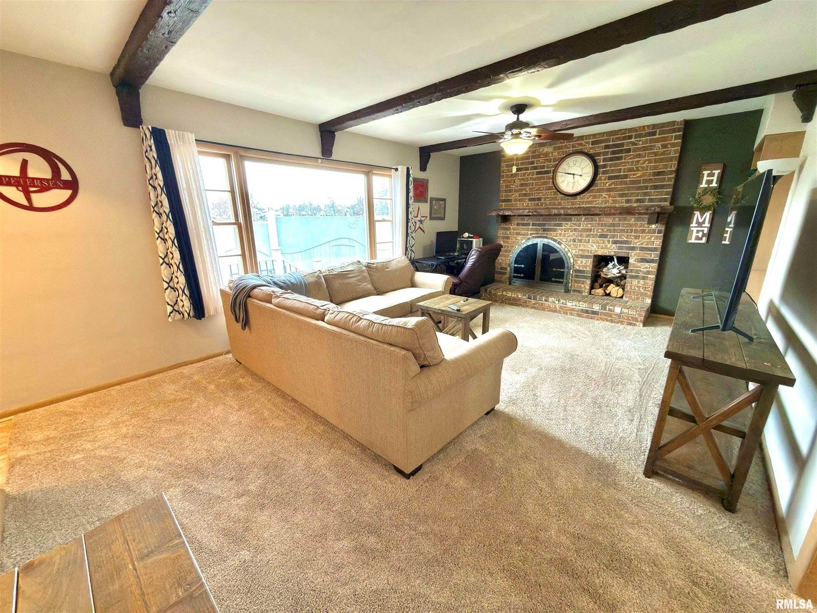 2003 19TH Street, Moline, IL 61265