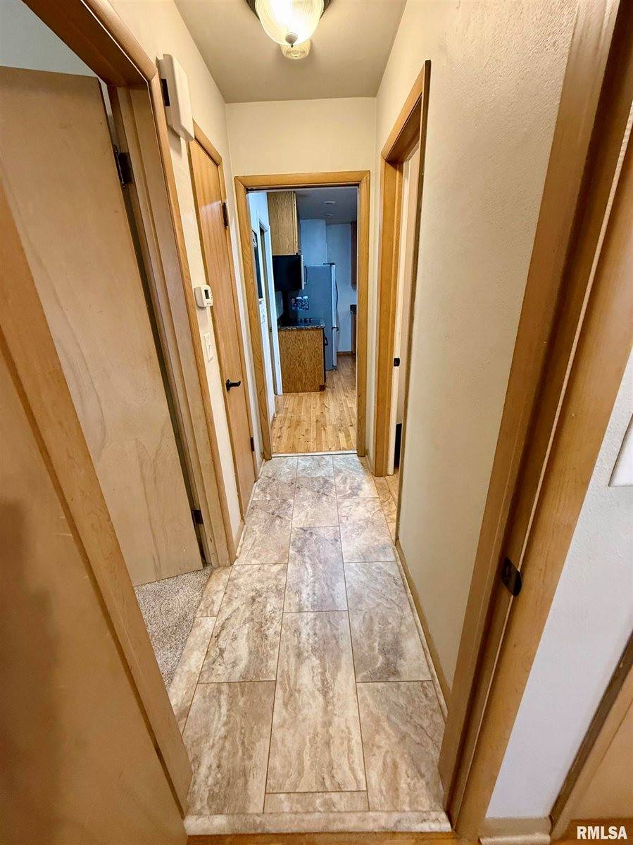 2003 19TH Street, Moline, IL 61265