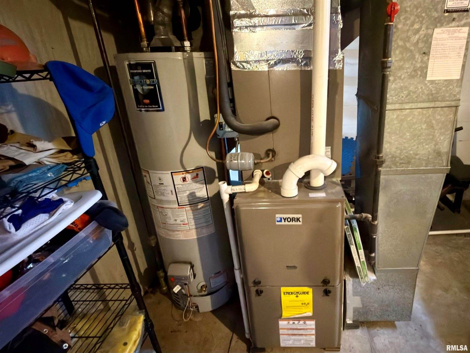 2003 19TH Street, Moline, IL 61265