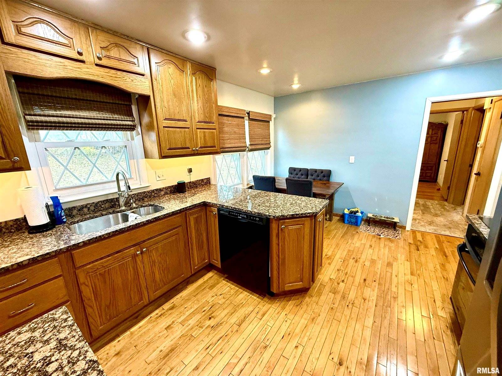 2003 19TH Street, Moline, IL 61265