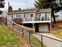 2003 19TH Street, Moline, IL 61265