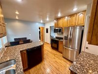 2003 19TH Street, Moline, IL 61265