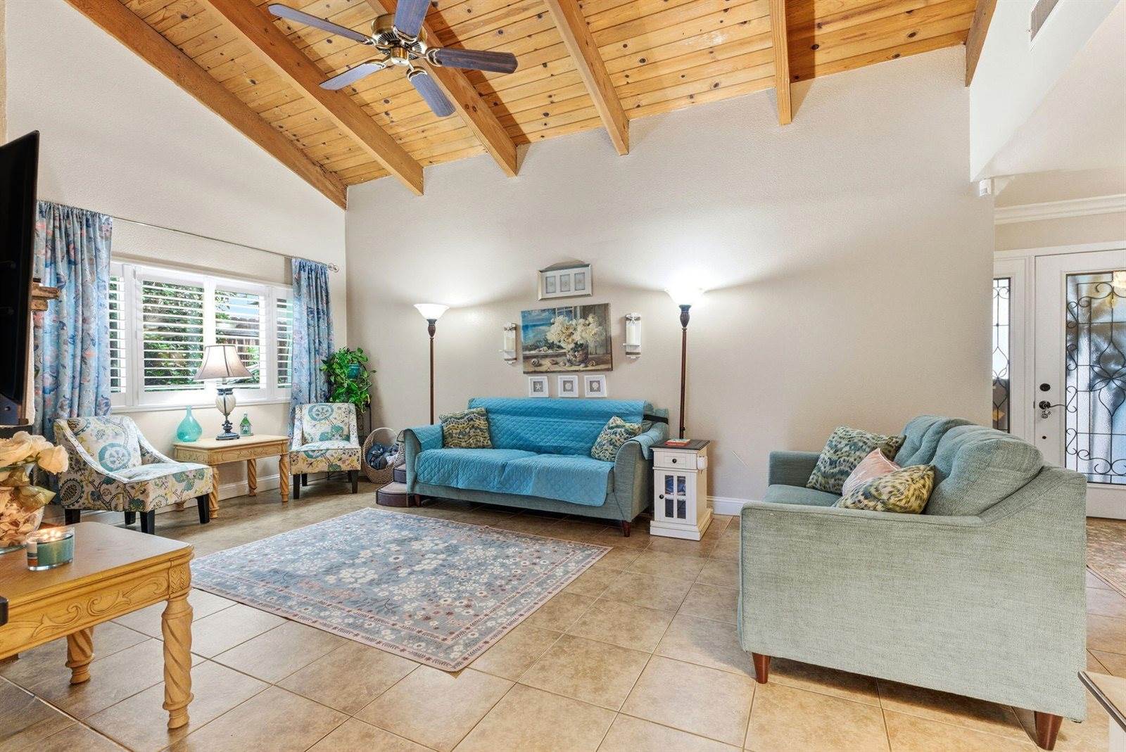 2544 West Harter Avenue, Visalia, CA 93277