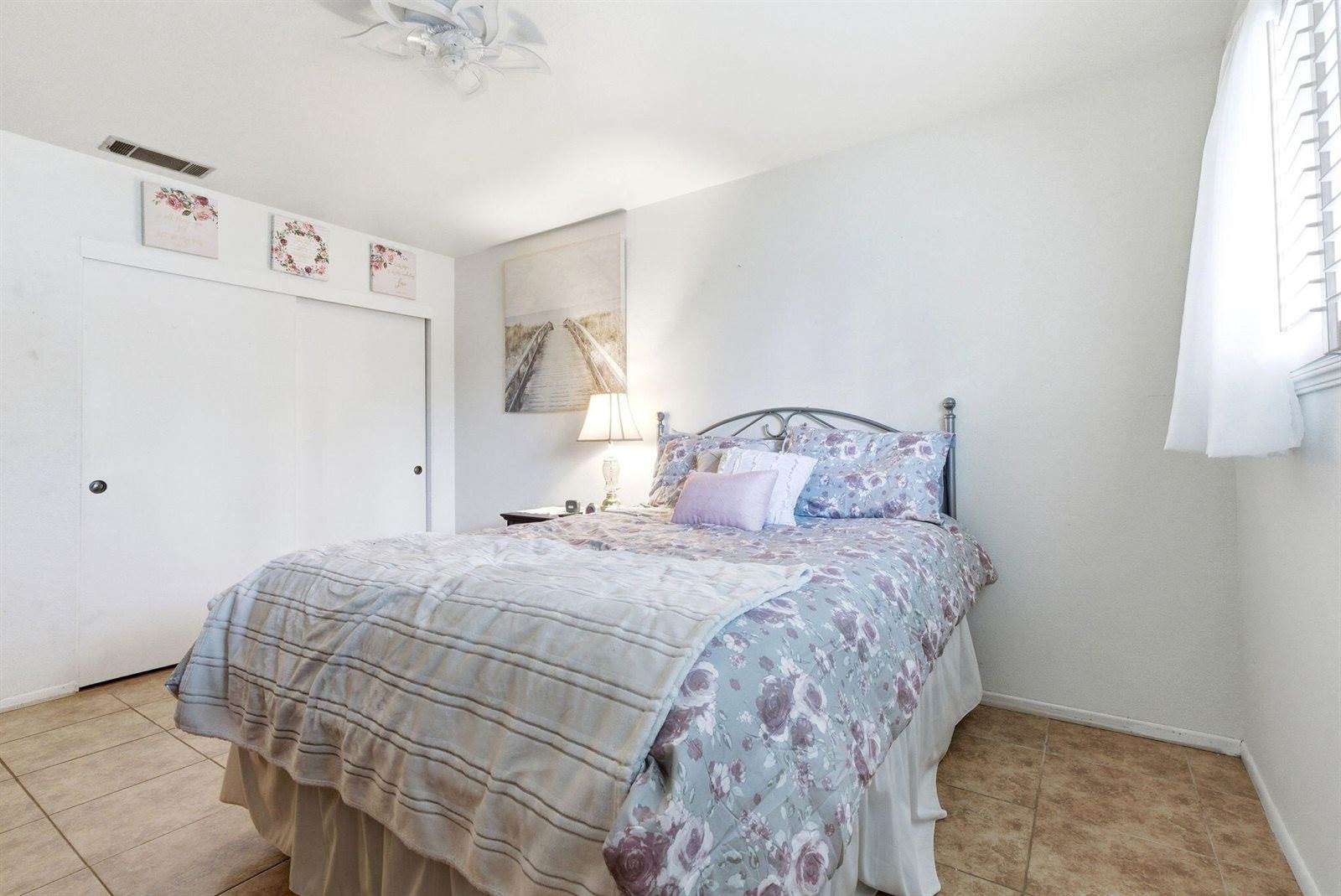 2544 West Harter Avenue, Visalia, CA 93277