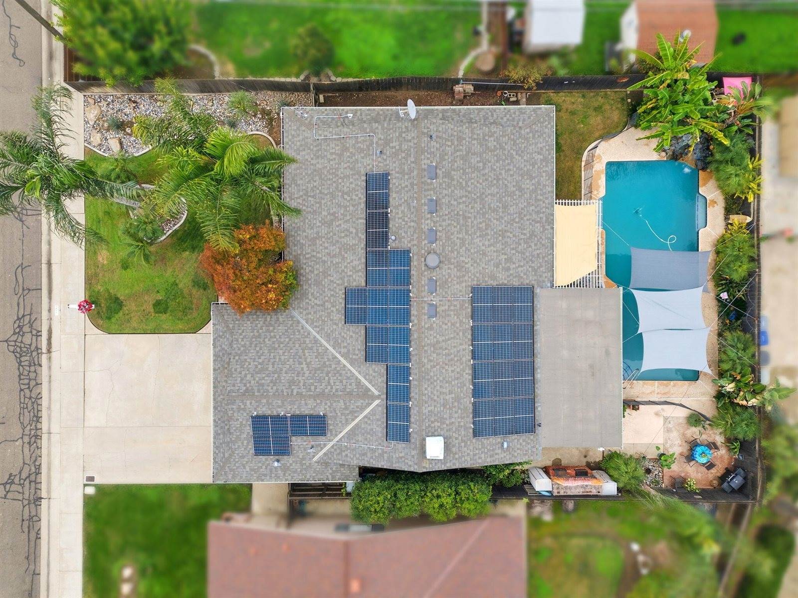 2544 West Harter Avenue, Visalia, CA 93277