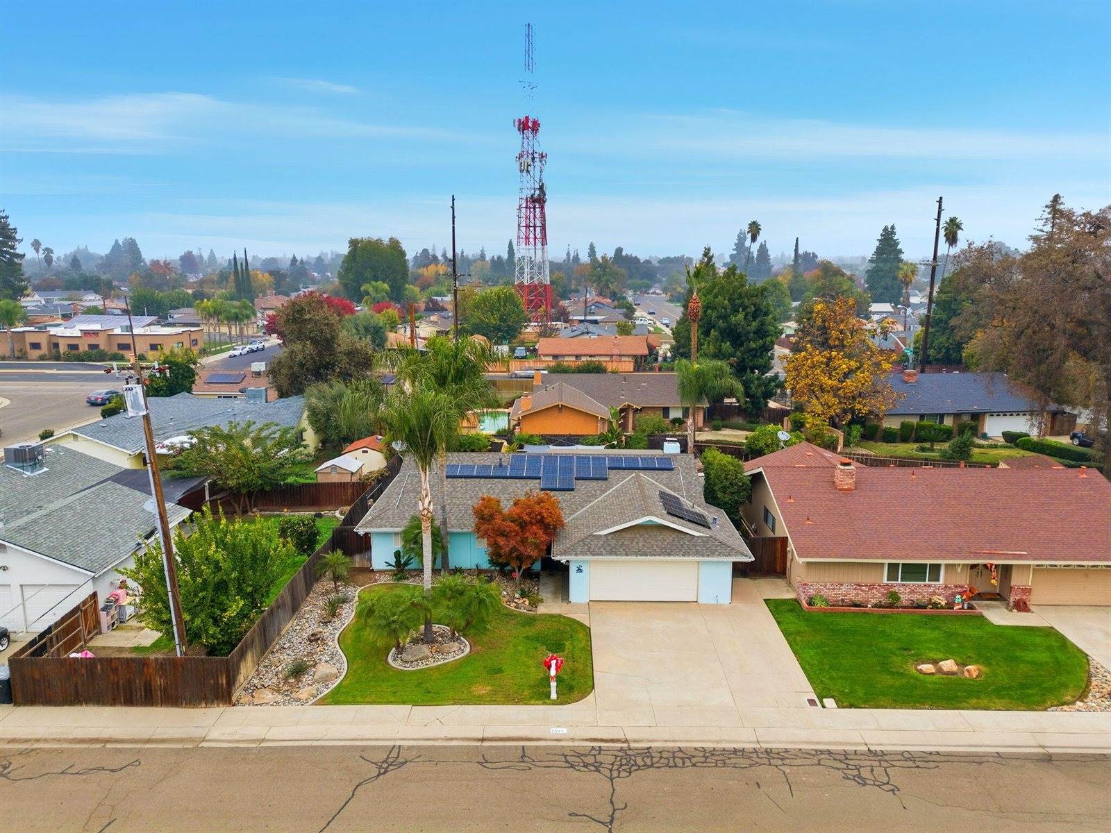 2544 West Harter Avenue, Visalia, CA 93277