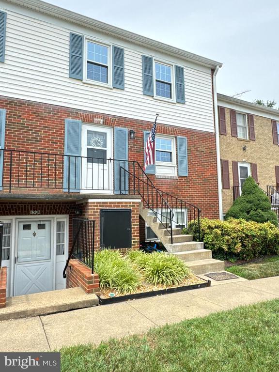 150 Fairfield Drive, Warrenton, VA 20186