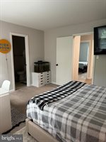 150 Fairfield Drive, Warrenton, VA 20186