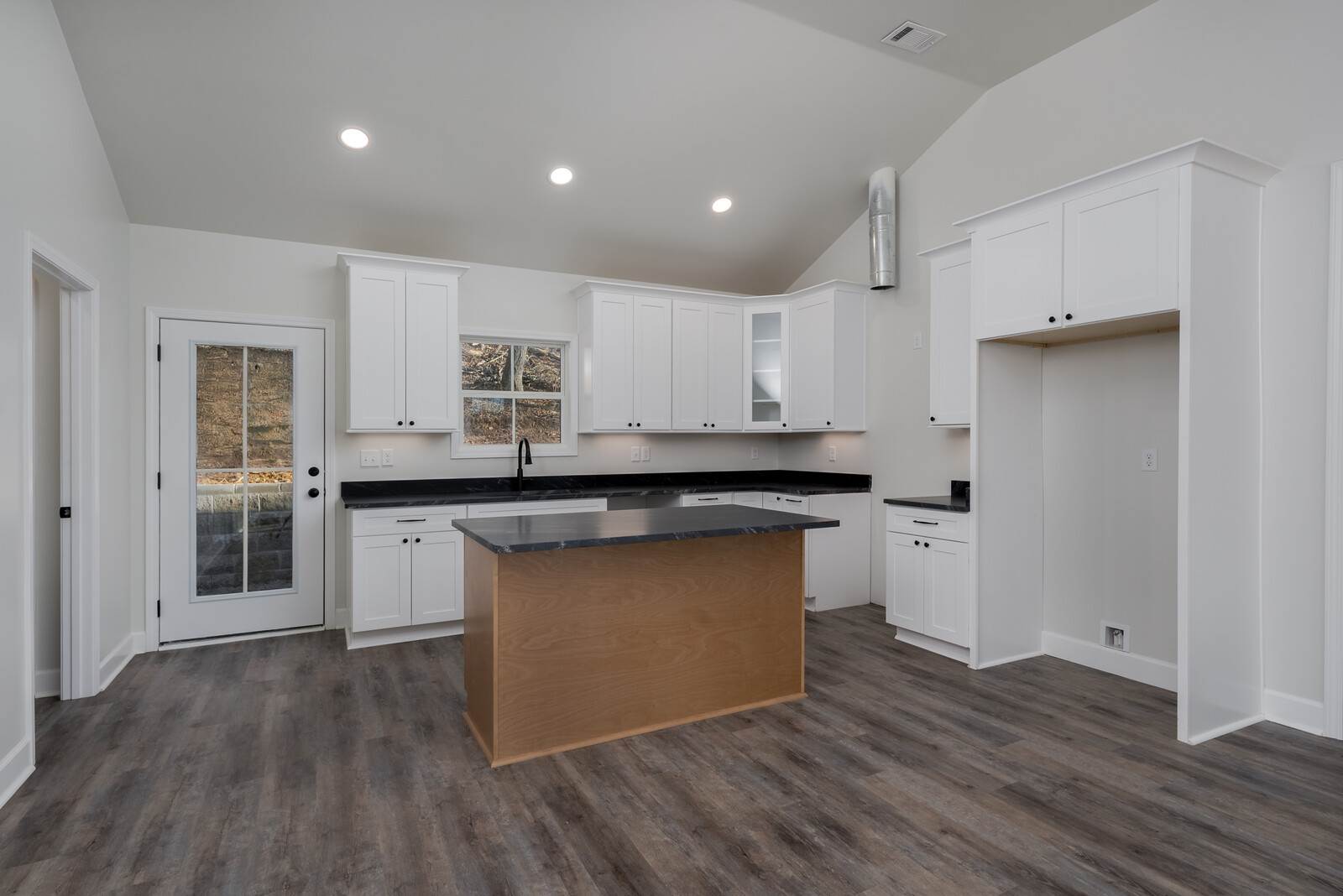 7611 Smith Jackson Road, Northport, AL 35473