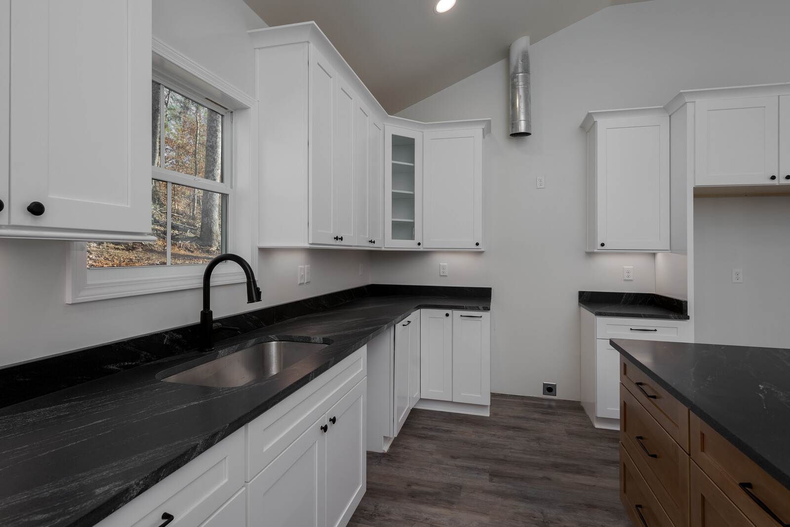 7611 Smith Jackson Road, Northport, AL 35473