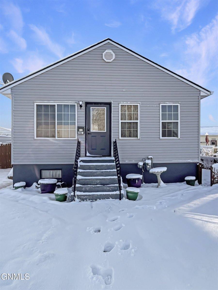 1423 1st Avenue West, Williston, ND 58801
