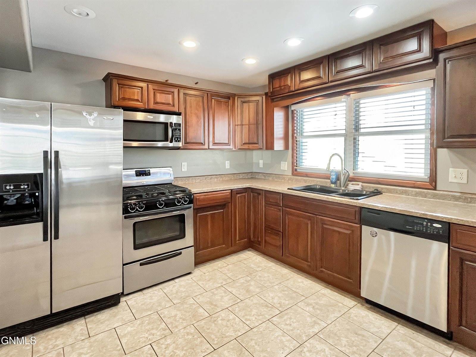 1423 1st Avenue West, Williston, ND 58801