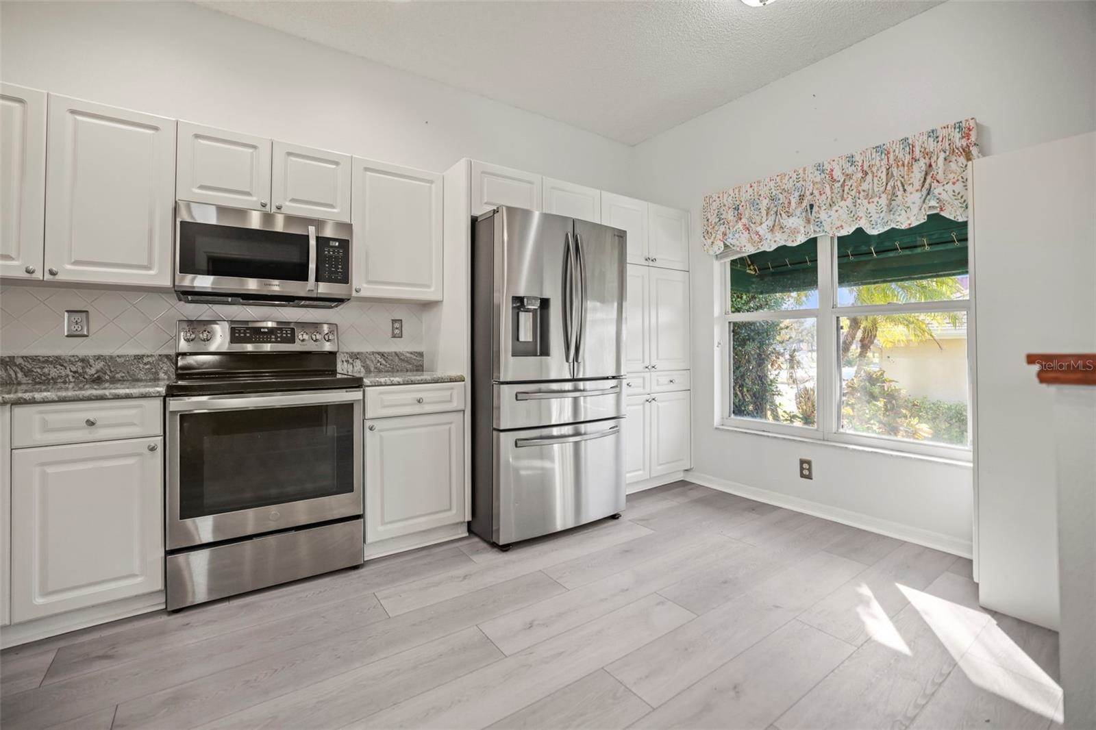 6650 100TH Way North, Saint Petersburg, FL 33708