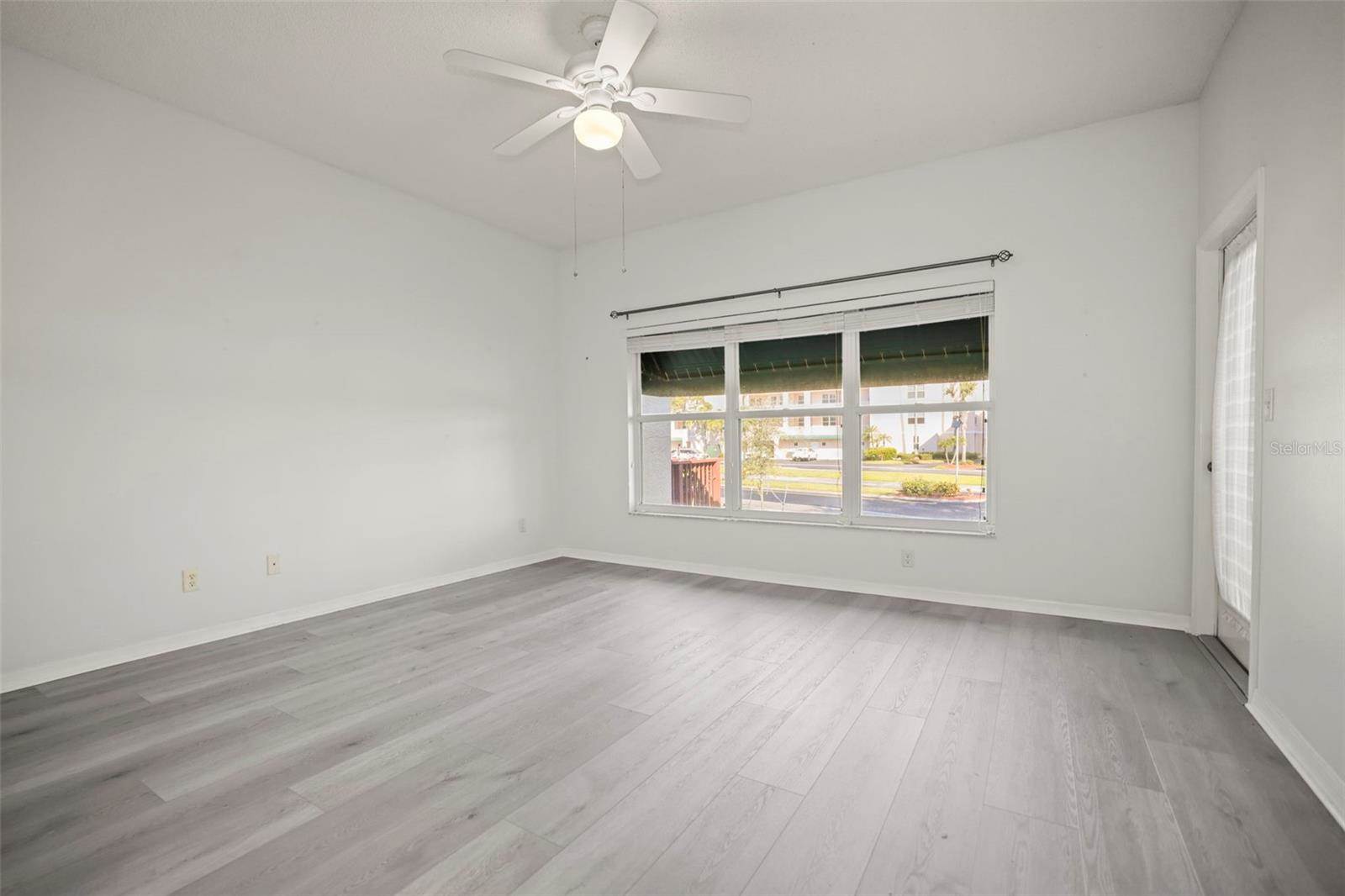 6650 100TH Way North, Saint Petersburg, FL 33708