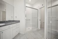 6650 100TH Way North, Saint Petersburg, FL 33708